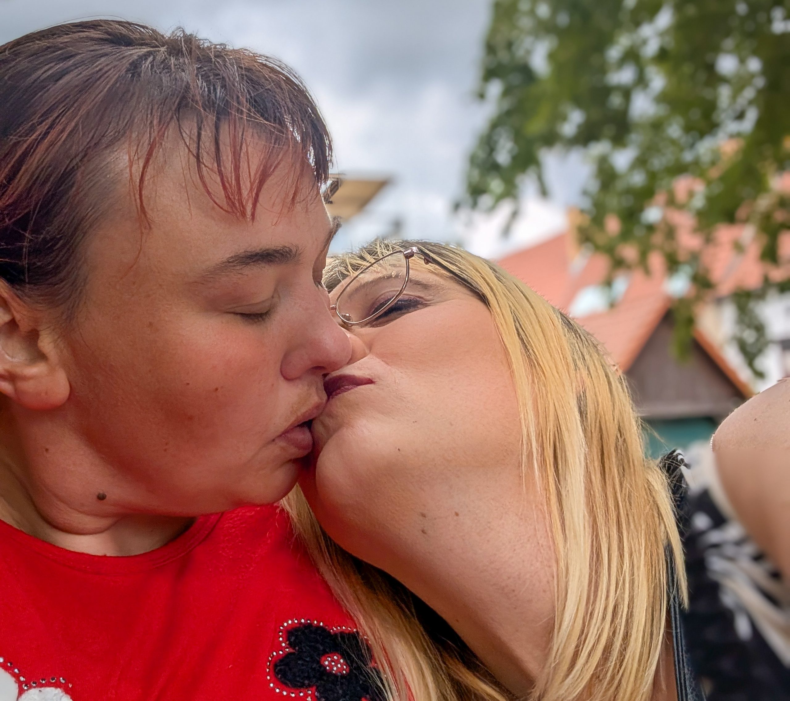 1000078494 Lesbische Liebe